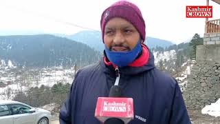 Kashmir Crown team talked to tourists at Tangmarg. Got their views about Gulmarg,