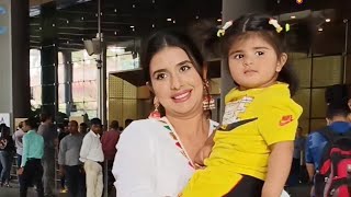 Charu Asopa With Daughter Spotted At Mumbai Airport