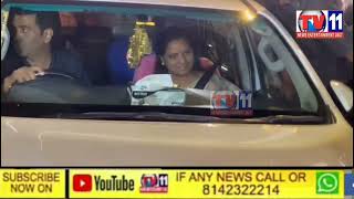BRS MLC KAVITHA AFTER 8 HOURS OF QUESTIONING LEAVE ED OFFICE DELHI TO HYDERABAD