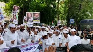 Surat में उमड़ा कांग्रेसी कार्यकर्ताओं का हुजूम, Rahul Gandhi का हौसला बढ़ाने पहुँचे