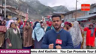 People of Pahalgam protested peacefully against Power Development Department ,as they are not