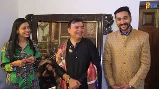 Royalty Rained at His Holiness Dr. Ravidarshan’s Art Exhibition in Royal Opera House Mumbai