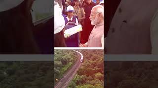 Connecting with children..'Connecting' the nation! | PM Modi #vandebharatexpress
