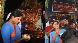 YS Sharmila Special Puja | నేలకొండపల్లి వీరన్నస్వామి ఉత్సవాల్లో వైయస్ షర్మిల | s media