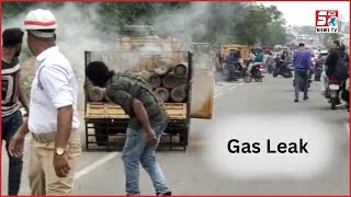 Running Auto Mein Cylinders Mein Se Hui Gas Leak | Awaam Gaadiya Chord Kar Bhagte Hue Aayee Nazar...