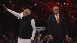 Festive fervour in Sydney as PM Modi and PM Albanese arrive at Qudos Bank Stadium!