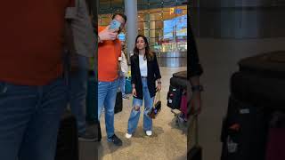 Hina Khan With BF Rocky Spotted At Mumbai Airport