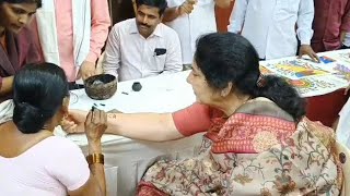 KCR Ka Tatto Apne Haat Par Dalaya Minister Sathyawati Rathod Ne | HYDERABAD | SACH NEWS |