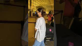 #shehnaazgill Spotted At Mumbai Airport #shehnaaz #shehnaazians