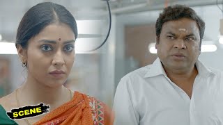 Gamanam Kannada Movie Scenes | Bithiri Sathi Comedy | Vasu Stares at Shriya Saran