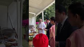 Japan PM Fumio Kishida enjoys a taste of India as he relishes delicious golgappas!