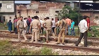 शामली में ट्रेन से कटकर युवक की मौत