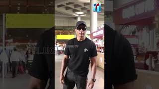 Real Hero Sonu sood Spotted at Airport | Sonu Sood Spotted at Airport Arrival | Top Telugu TV