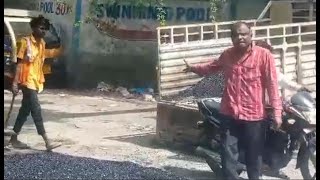 Hyderabad Madina Nagar Mein AIMIM Leader Mohammed Khaja Ki Nigrani Mein Road Patches Ka kaam |