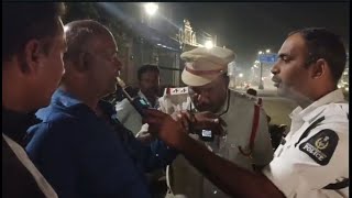 Bahadurpura Police station limits Drunk and Drive Checking ke Dauran Sharabiyon ka Entertainment