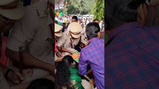 स्वतंत्रता दिवस परेड सलामी के दौरान स्वास्थ्य मंत्री डॉ प्रभुराम चौधरी लड़खड़ा कर गिर गए MP NEWS