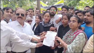 मुजफ्फरनगर में हाईकोर्ट बैंच और अन्य मांगो को लेकर वकीलो ने किया प्रदर्शन