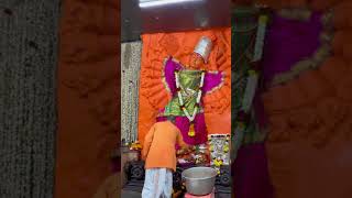 सप्तशृंगी माता मंदिर में सुरेश चव्हाणके जी, वणी महाराष्ट्र।