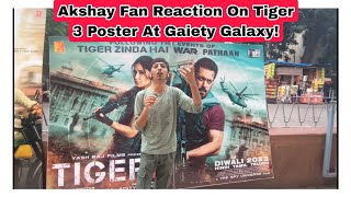 Akshay Kumar Fan Nitin Bhai Reaction On Tiger 3 Poster At Gaiety Galaxy Theatre