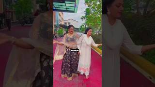 சீரியல்ல அடிச்சிக்கிறது நேர்ல Dance பண்றிங்களா ????????Baakiya & Radhika #baakiyalakshmi #newstamil24x7