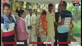 Sonebhadra : जिले में एक ऐसा थाना पुलिस बने बाराती, प्रेमी जोड़ों की कराई शादी