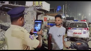 Election Code | Raat Ke Waqt Police Ki Vehicle Checking Kalaphattar Hyderabad | SACH NEWS |