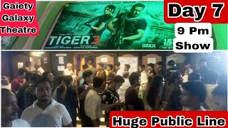 Tiger 3 Movie Huge Public Line Day 7 At 9 Pm Show At Gaiety Galaxy Theatre In Mumbai