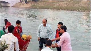 सहारनपुर में डीएम ने छट पूजा पर किया पूजन