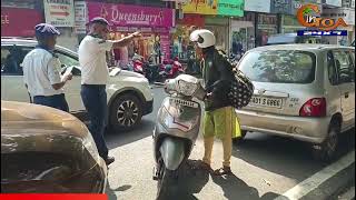 Traffic Cops Vs Woman on Scooter!