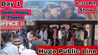 Dunki Movie Huge Public Line Day 1 At 6.30 Pm Show At Gaiety Galaxy Theatre In Mumbai