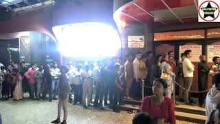 Dunki Movie Huge Public Line Day 3 Night Show At Gaiety Galaxy Theatre In Mumbai