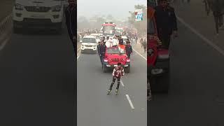 Muhabbat ki Dukaan rollerskating through the roads of Bengal. ????♥️