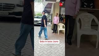 Bebo in loose Jeans #KareenaKapoor