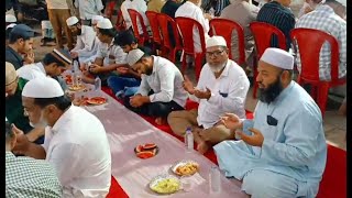 Er Mohd Azizuddin Ahmed Arif Mirza Ki Janib Se Masjid e Iqrar Gulbarga Me Dawat e Iftar & Dinner