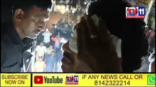 ELECTION CAMPNING  UNKNOWN PERSON ATTACK ON JAGAN MOHAN REDDY  MINIOR INJURIES IN EYES UPPERSITE