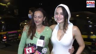 Super sexy Ameesha Patel looking wow in white