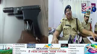 Duplicate Gun Dhika Kar Petrol Pump Par Hungama Karne Walo Ko Mirchowk Police Ne Kiya Giraftar