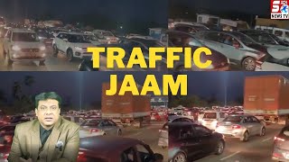 Polling Day Ki Raat, Hyderabad Ke Toll Gates Par Traffic Jam Ka Manzar | SACHNEWS |