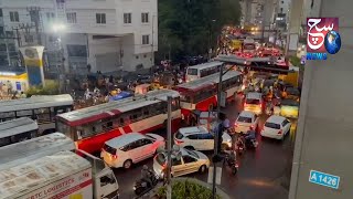 Barish Ke Baad Hyderabad Me Har Jagah Traffic Jam ke Manazir | SACHNEWS |