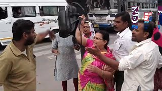Bus Na Rokne Par Ek Shaks Ne Bus Ka Peecha Karke Conductor Par Kiya Hamla - Chandryangutta X Road |