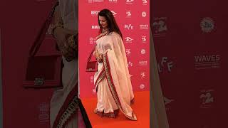 Hindi Film Actress #PoonamDhillon Shining Brighter in Indian Saree at as Young as Possible..!