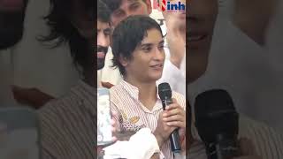 Vinesh Phogat ने कही बड़ी बात "उन्होंने गोल्ड मैडल नहीं दिया तो क्या हुआ, हमारे अपनों ने हमे.."