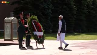 PM Shri Narendra Modi pays tribute at the 'Tomb of the Unknown Soldier' in Moscow, Russia.