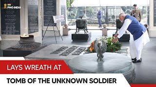 Prime Minister Narendra Modi lays wreath at Tomb of the Unknown Soldier, Poland | PMO