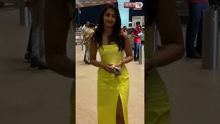 Pooja Hegde ने Mumbai Airport पर ड्रेस में दिखाया हॉट अंदाज़, देख कायल हुए लोग #poojahegde