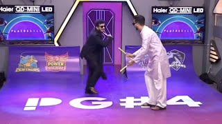 Playground 4 | Munawar Faruqui Ne Sikhaya Elvish Yadav Ko Garba