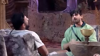 Bigg Boss 18 Live: Avinash Ne Rajat Dalal Ko Kaha JOKER
