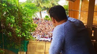 Salman Khan Waves To His Fans On Eid From Balcony - Galaxy Apartment - Eid Celebration