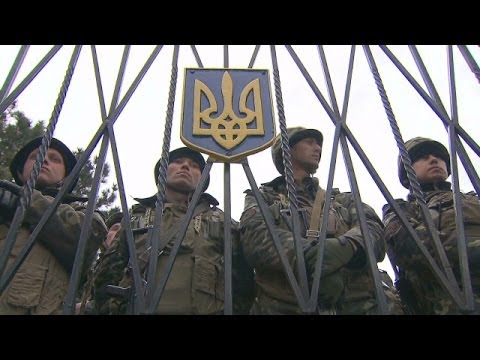 Ukraine crisis Russia tightens military grip on Crimea! News Video
