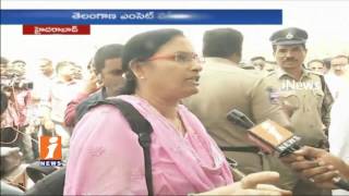 TS EAMCET 2017 | Students Suffer With One Minute Rule and Argue With Police at Centers | iNews